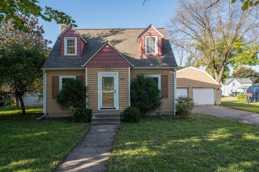 422 4th Street, Nicollet, MN 56074