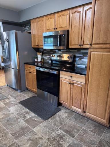 2357 Beam Avenue, Maplewood, MN 55109