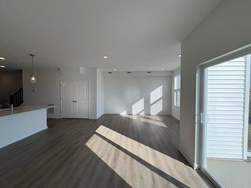 6297 Ivywood Avenue S, Cottage Grove, MN 55016