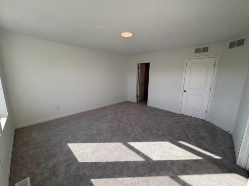 6297 Ivywood Avenue S, Cottage Grove, MN 55016