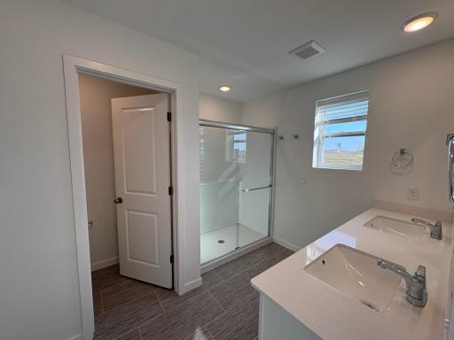 6297 Ivywood Avenue S, Cottage Grove, MN 55016