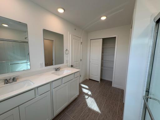 6297 Ivywood Avenue S, Cottage Grove, MN 55016