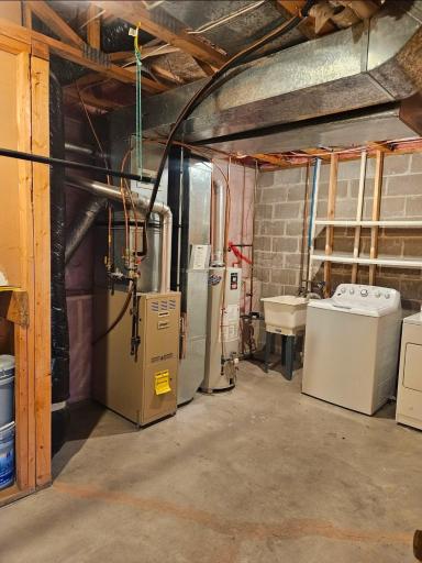 8330 Parkview Avenue NE, Elk River, MN 55330
