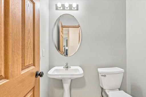 2442 Autumn Ridge Court, Chanhassen, MN 55317