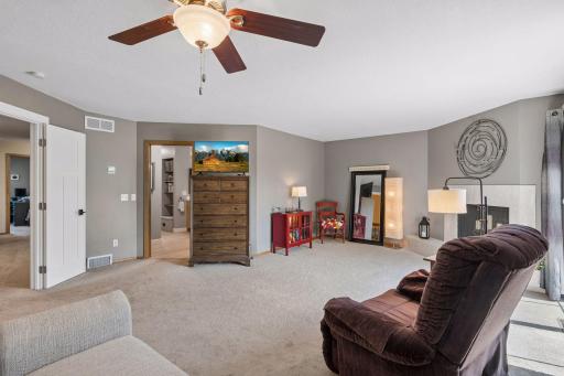 9629 Bennett Place, Eden Prairie, MN 55347