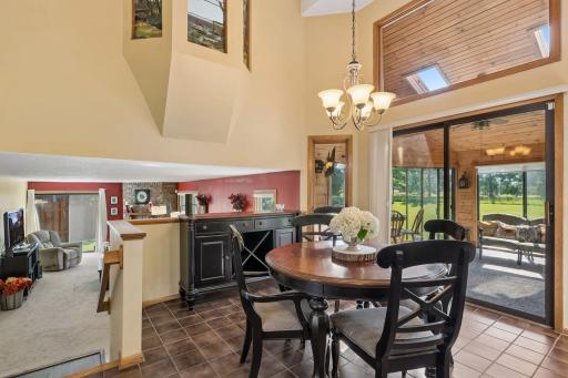 9629 Bennett Place, Eden Prairie, MN 55347