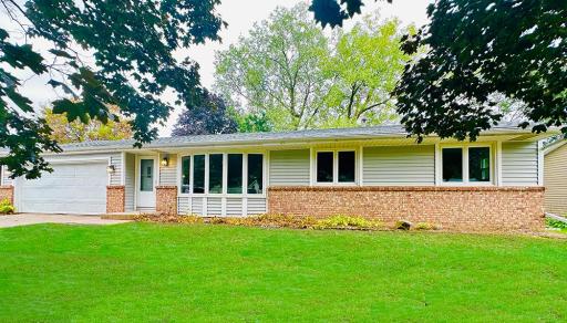 1864 Carol Lane, Saint Paul, MN 55118
