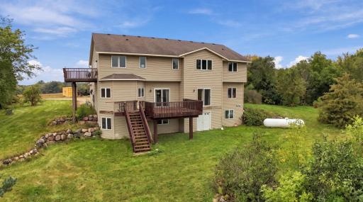 8925_280th_Street_West_Northfield_MN_USA_005.jpg