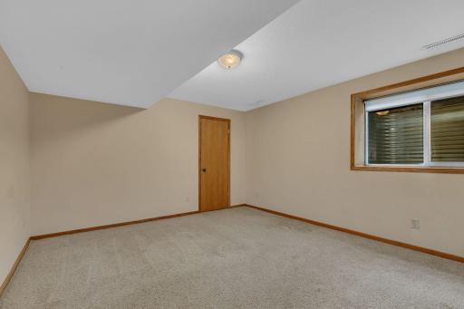 5524 Knollwood Drive, Saint Cloud, MN 56303