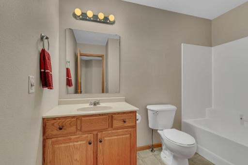 5524 Knollwood Drive, Saint Cloud, MN 56303