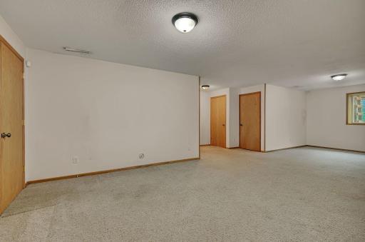 5524 Knollwood Drive, Saint Cloud, MN 56303