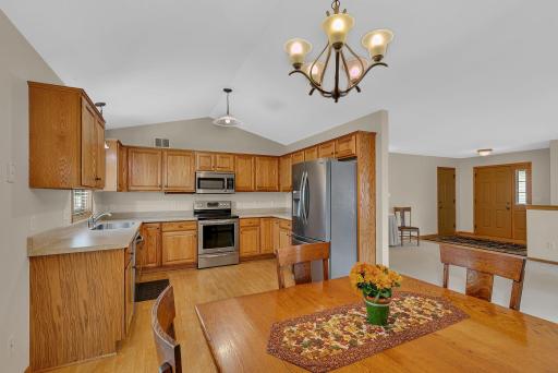 5524 Knollwood Drive, Saint Cloud, MN 56303