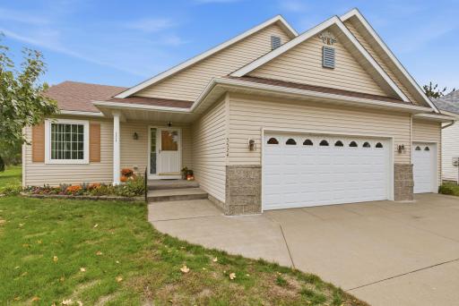 5524 Knollwood Drive, Saint Cloud, MN 56303