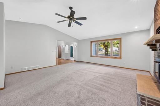 11043 98th Place N, Maple Grove, MN 55369