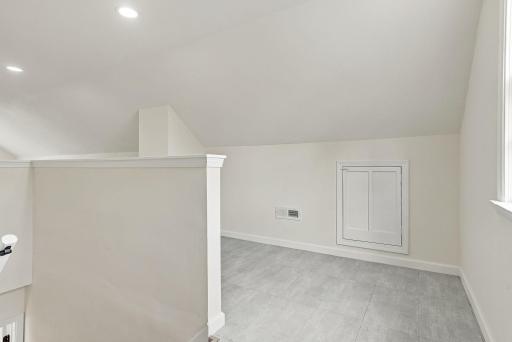39-web-or-mls-3746_Russell_Avenue_North_Minneapolis_03031.jpg