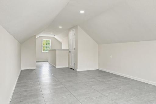 43-web-or-mls-3746_Russell_Avenue_North_Minneapolis_03046.jpg