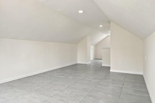 47-web-or-mls-3746_Russell_Avenue_North_Minneapolis_03051.jpg