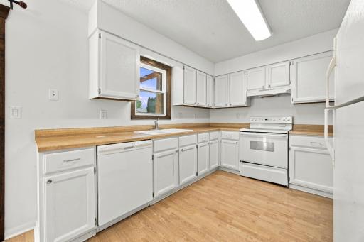2323 Sundance Circle S, Fargo, ND 58103
