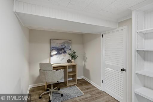 Little nook area fits a student desk so perfectly alongside the walk in closet