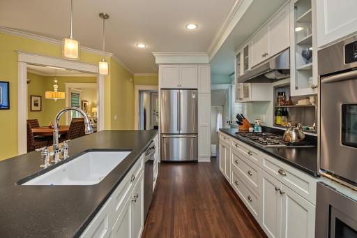 4509 Zenith Avenue S, Minneapolis, MN 55410