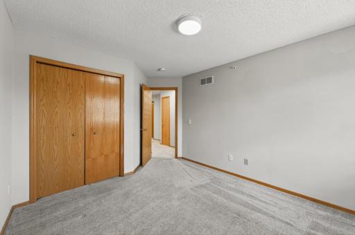 5653 100th Lane N, Brooklyn Park, MN 55443