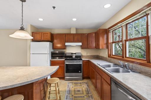 2407 16th Avenue S, Minneapolis, MN 55404