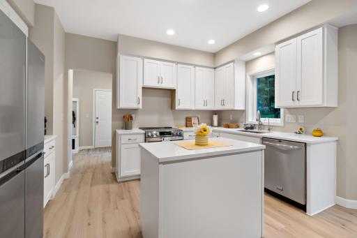 3402 Fairfax Lane, Woodbury, MN 55129