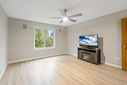 3402 Fairfax Lane, Woodbury, MN 55129