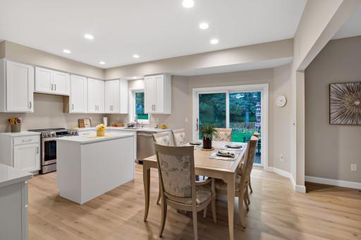 3402 Fairfax Lane, Woodbury, MN 55129