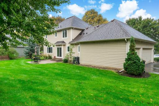 3402 Fairfax Lane, Woodbury, MN 55129