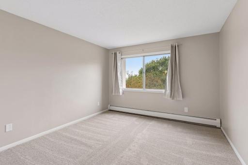 2800 Hillsboro Avenue N, 307, New Hope, MN 55427