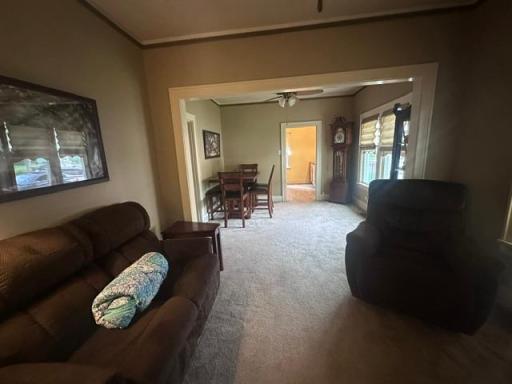 911 3rd Avenue NW, Austin, MN 55912