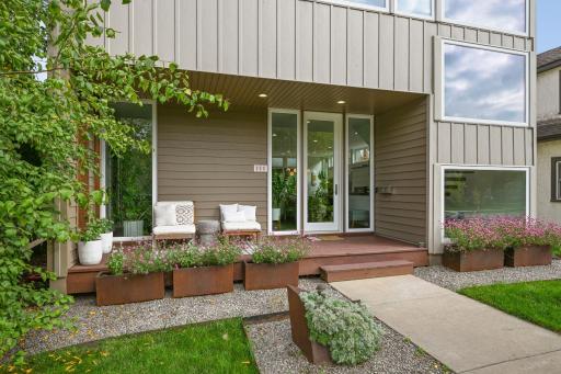 111 11th Avenue N, Hopkins, MN 55343