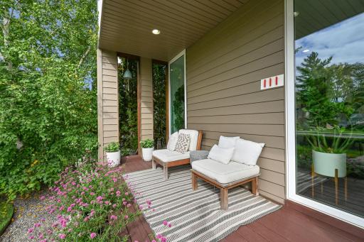 111 11th Avenue N, Hopkins, MN 55343