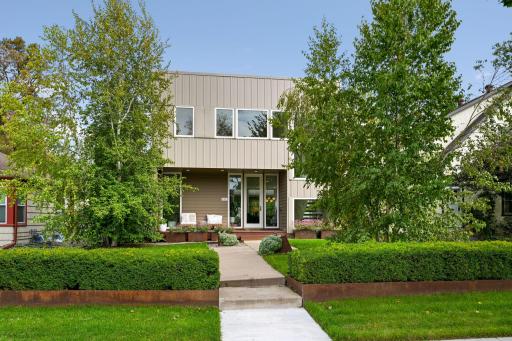 111 11th Avenue N, Hopkins, MN 55343