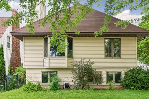 707 Hamline Avenue S, Saint Paul, MN 55116
