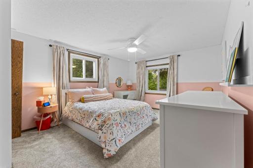 Large upper-level bedroom (1 of 2 upstairs)