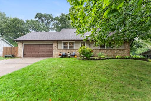 Great curb appeal - roof replaced in 2019