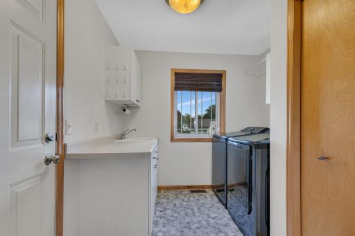 1529 Camden Woods Terrace, Saint Cloud, MN 56301