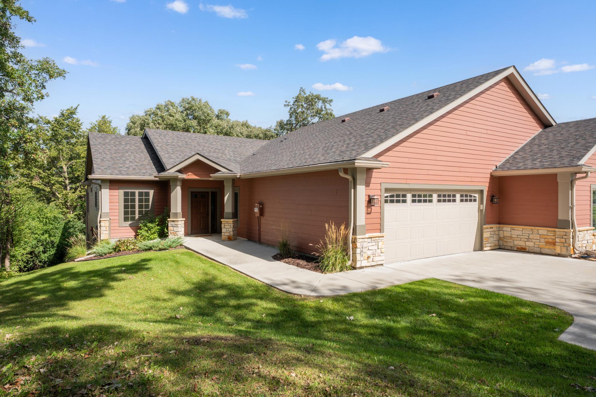 468 Panorama Circle NW, Rochester, MN 55901