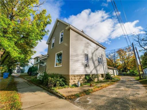362 Cummings Street, Winona, MN 55987