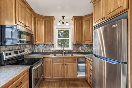 1977 Grand Avenue, Saint Paul, MN 55105