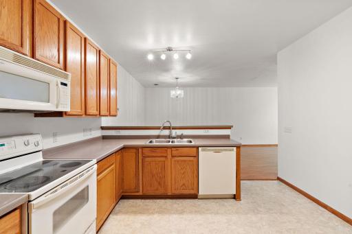 18034 69th Place N, Maple Grove, MN 55311