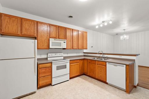18034 69th Place N, Maple Grove, MN 55311