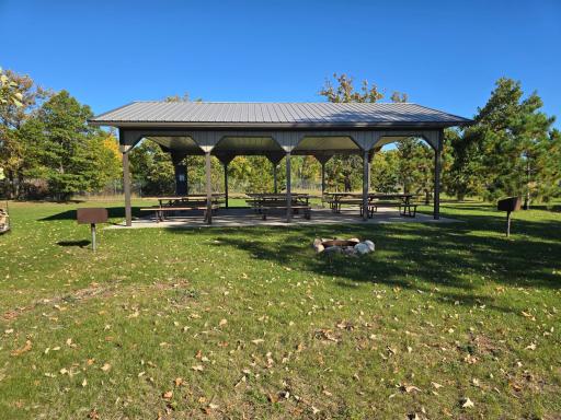 405 Clausen Avenue SW, 5, Bemidji, MN 56601