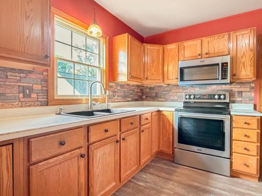 1221 Mechanic Street, Edgerton, MN 56128