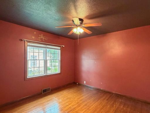 1221 Mechanic Street, Edgerton, MN 56128