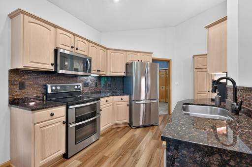 11140 Lake Pointe Drive, Chisago City, MN 55013