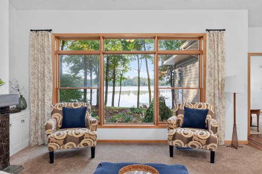 11140 Lake Pointe Drive, Chisago City, MN 55013