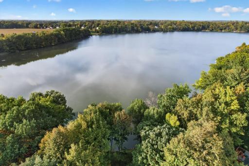 11140 Lake Pointe Drive, Chisago City, MN 55013